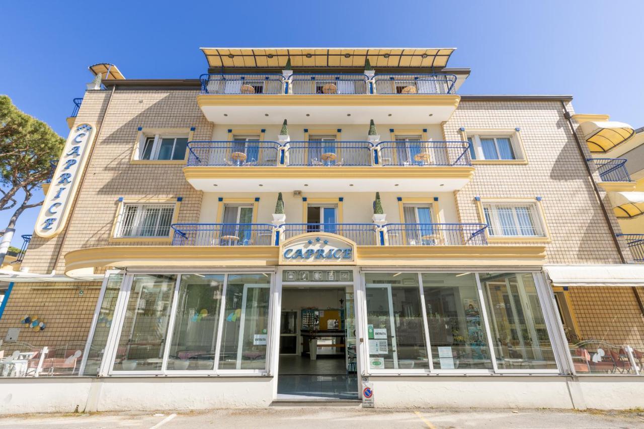 Hotel Caprice B&B - In Centro A Riccione Exterior photo