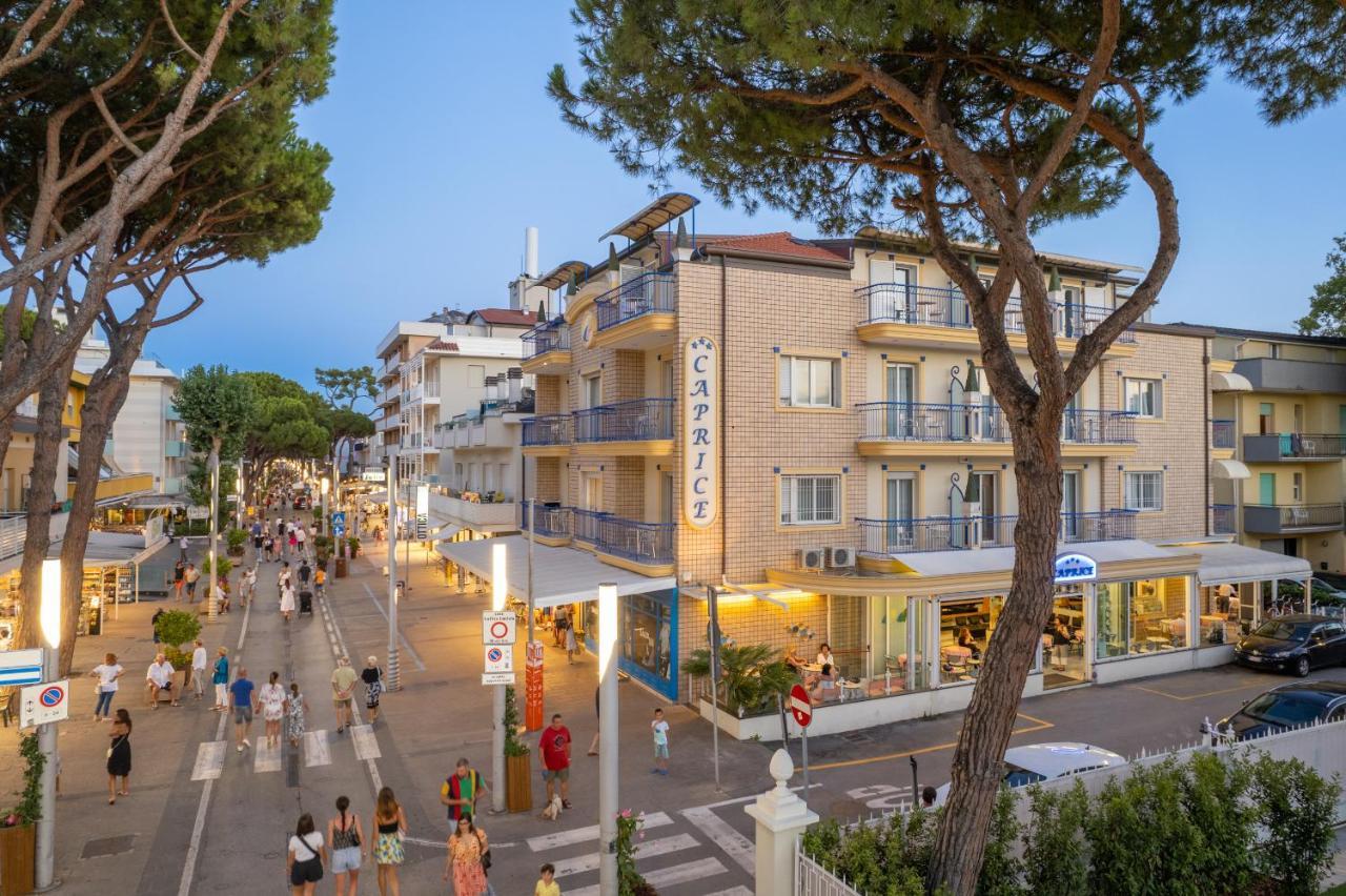 Hotel Caprice B&B - In Centro A Riccione Exterior photo